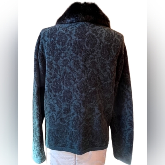 Jones New York Sport Emerald And Brown Faux Fur Collar Teddy Jacket - Picture 4 of 8